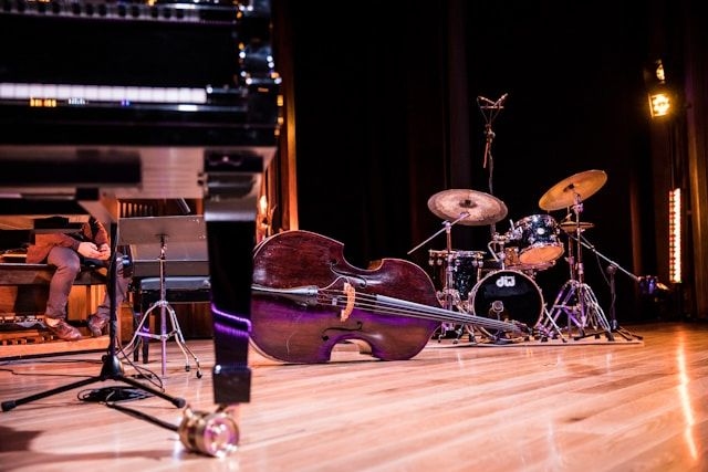 Instrumentos en escenario